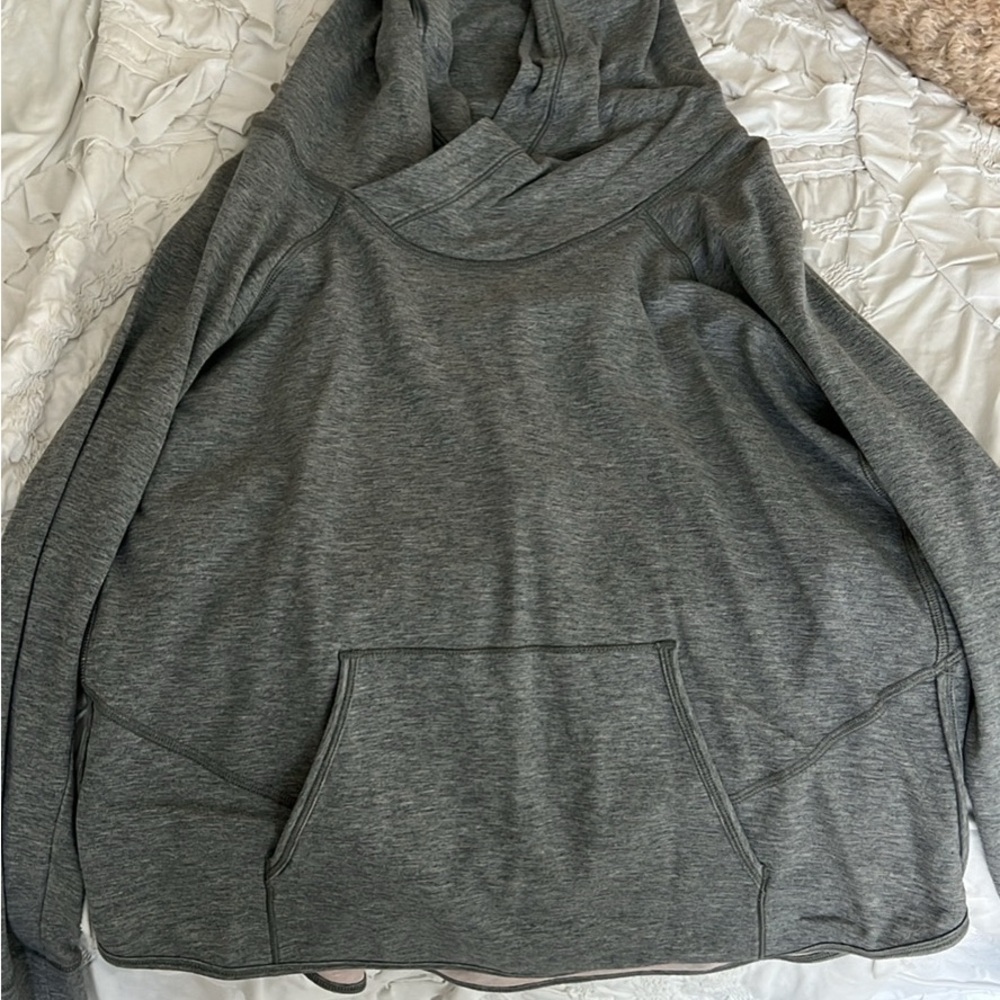 Womans Lululemon heather gray hooded sweatshirt
